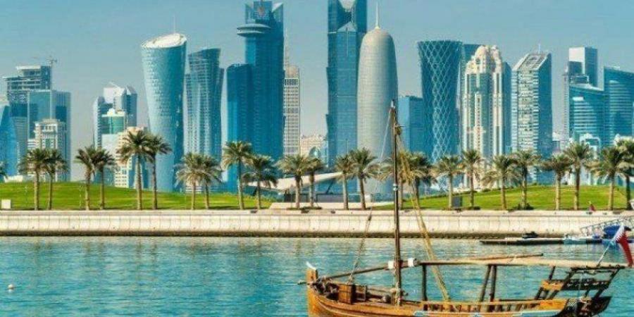 طقس قطر.. إدارة الأرصاد الجوية تحذر من رياح قوية وأمواج عالية في عرض البحر - عرب فايف