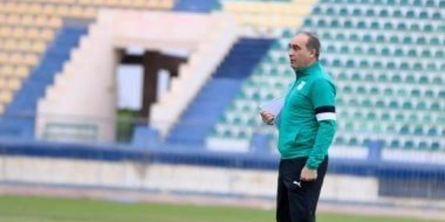 علي ماهر يراقب مباراة الأهلي وبلوزداد استعداداً لمواجهة الخميس فى الدوري - عرب فايف