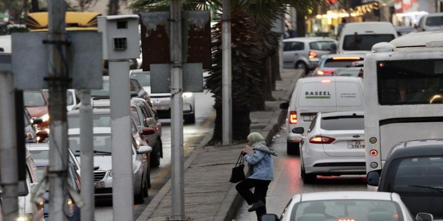 أجواء باردة نسبيا الخميس وانخفاض في الحرارة الجمعة - عرب فايف