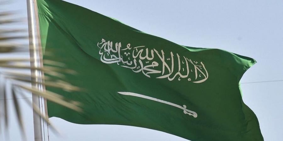 السعودية تقدم دعمًا بقيمة 500 مليون دولار لليمن - عرب فايف