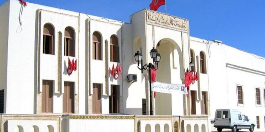 جامعة الزيتونة : فتح باب الترشّحات للتمتع بمنح التداول بعنوان السنة الجامعيّة 2024-2025 بالنسبة لطلبة الدكتوراه - عرب فايف