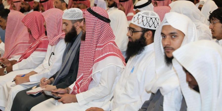 صالح آل الشيخ: الأمن الفكري مطلب أساسي في الدين والدنيا - عرب فايف