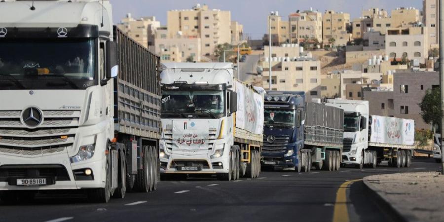 الحكومة تعفي "شاحنات مساعدات غزة" من الضرائب والرسوم الجمركية - عرب فايف