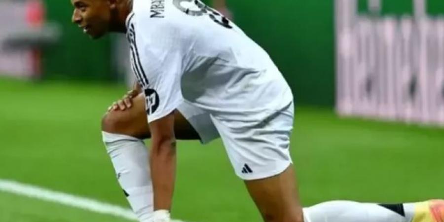 كيليان مبابي يتوج بجائزة أفضل لاعب فى ريال مدريد خلال شهر يناير - عرب فايف