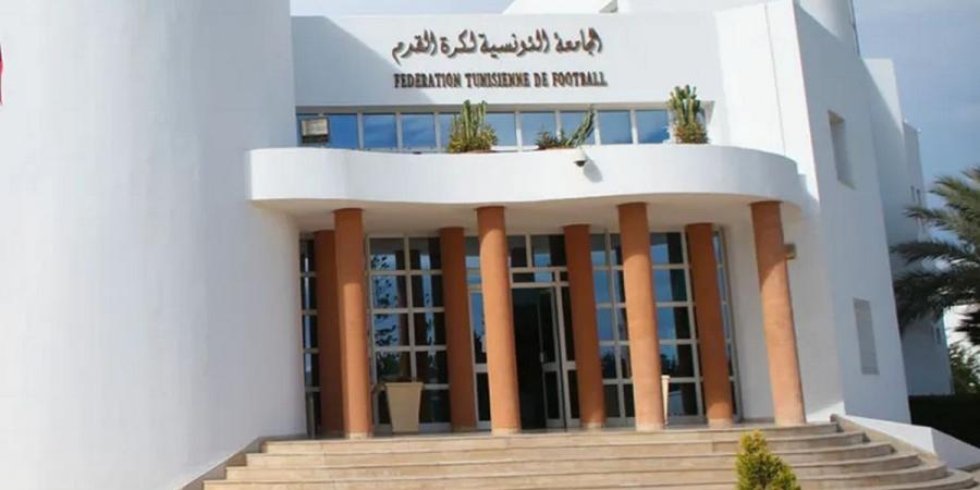 المكتب الجامعي يُصادق على تركيبة الإدارة الوطنية للتحكيم - عرب فايف