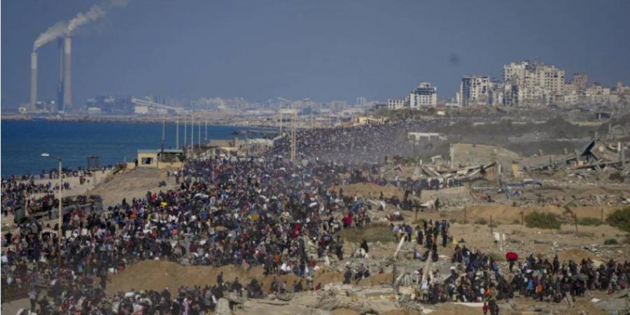 مراسل "القاهرة الإخبارية": المنخفض الجوى يفاقم معاناة النازحين فى قطاع غزة - عرب فايف