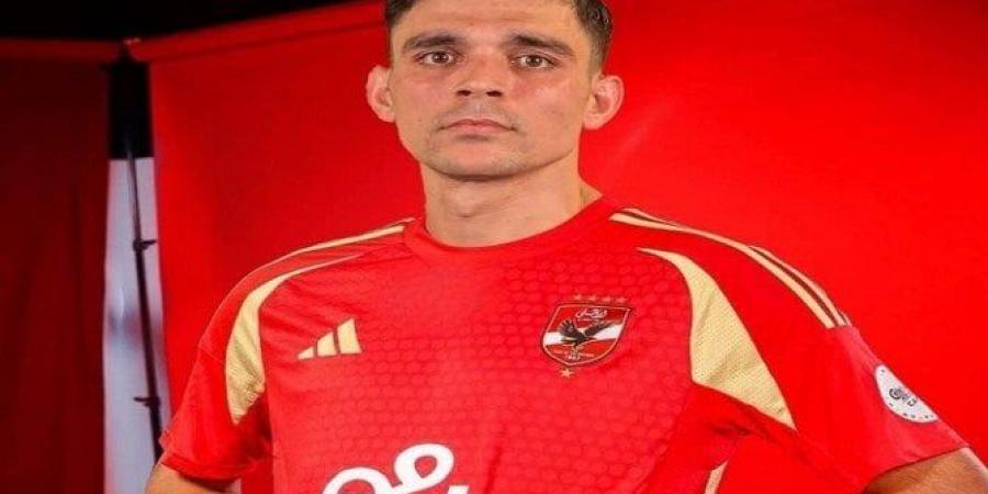 الأهلي يعلن مفاجأة بشأن إصابة «بن شرقي» وموقفه من قمة الزمالك - عرب فايف