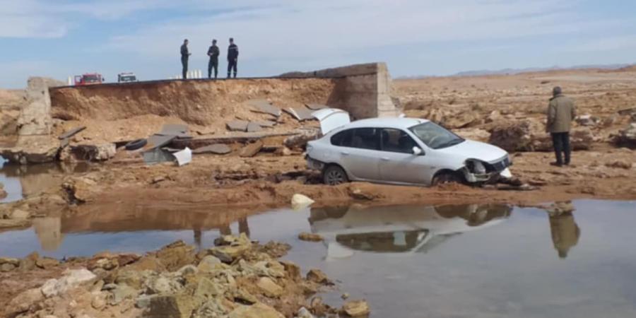 بشار.. جريحان في انحراف سيارة وسقوطها من فوق جسر - عرب فايف