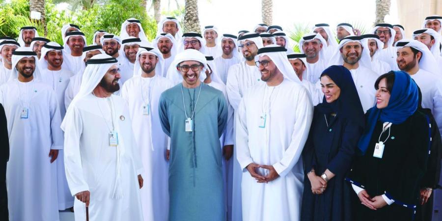 محمد بن راشد: هدف الإمارات من «قمة الحكومات» بناء الجسور من أجل خير الشعوب وتقدم البشرية - عرب فايف