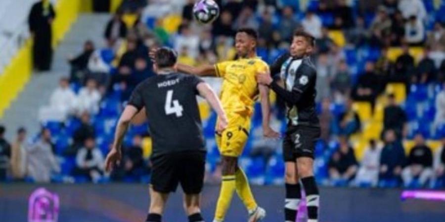 دوري روشن: التعاون والشباب يتعادلان (2 - 2) - عرب فايف