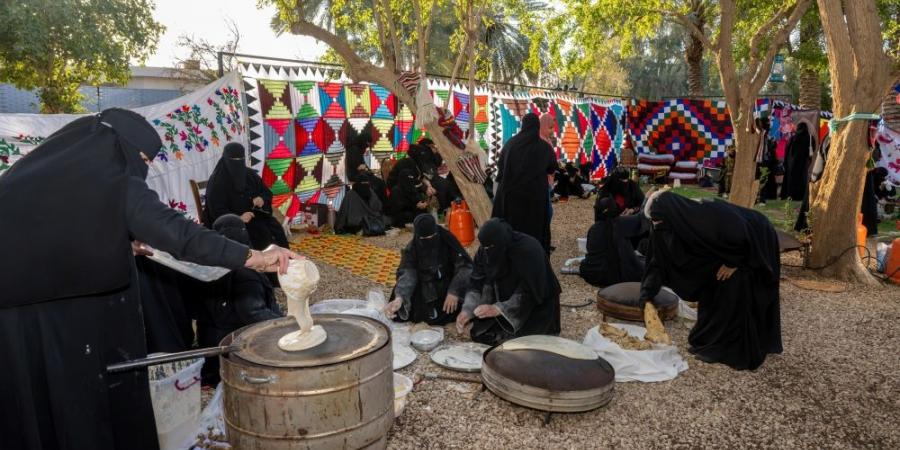 صور| مهرجان الجوبة يبرز أصالة الهوية السعودية في الجوف - عرب فايف