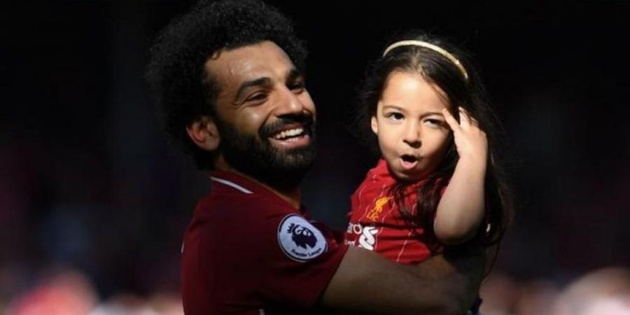 "مكة" ابنة "محمد صلاح" نجم نادي ليفربول ضيفة شرف في "كامل العدد" - عرب فايف