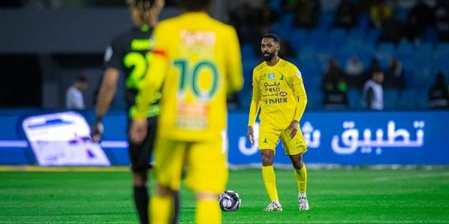 محمد شريف يقود الخليج للتعادل أمام اتحاد جدة بالدورى السعودى - عرب فايف