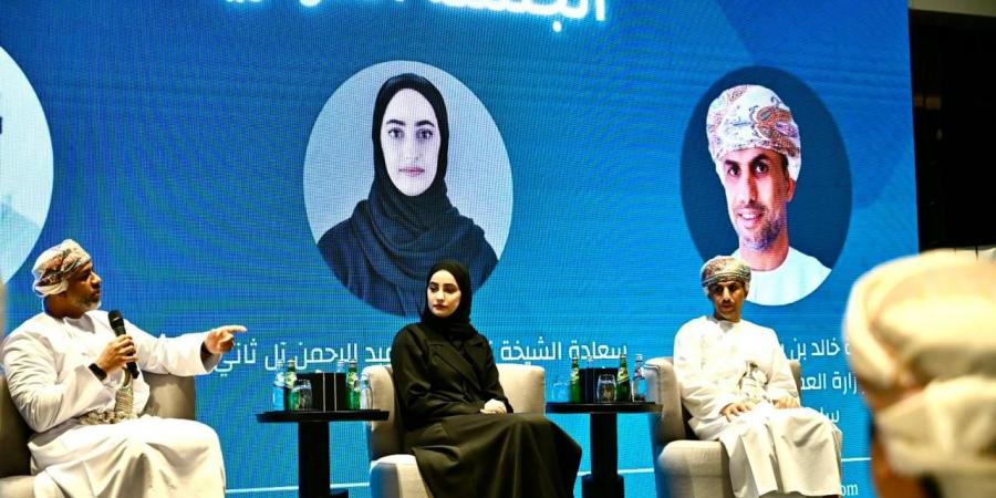 سلطنة عُمان تفتتح أول مكتب عمل خارجي في دولة قطر - عرب فايف
