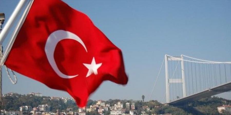 الخارجية التركية تدعو إسرائيل إلى وقف غاراتها الجوية على سوريا - عرب فايف