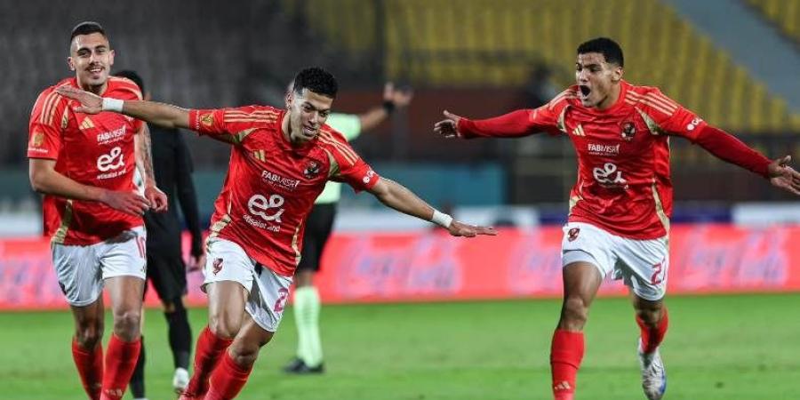 الأهلي يتخطي بتروجيت بثلاثية مثيرة في الدوري - عرب فايف