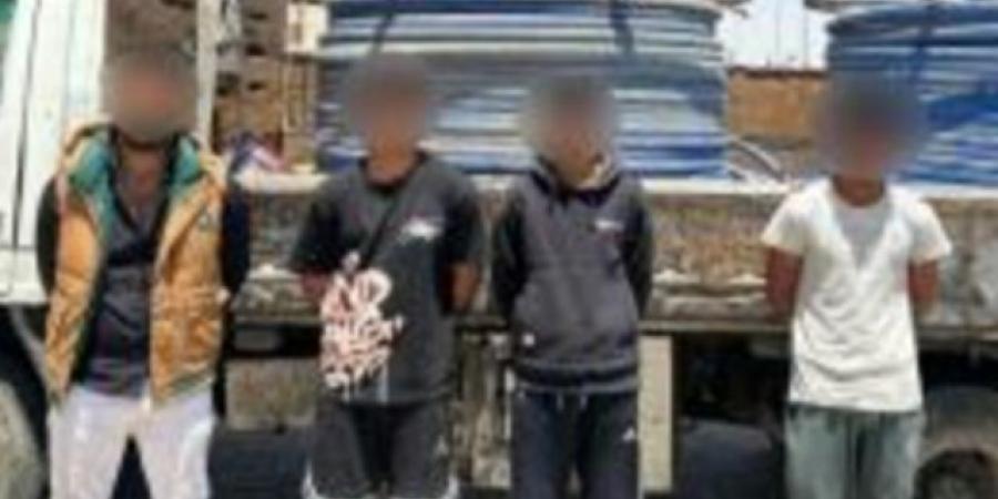 القبض على لصوص الشوارع والشقق السكنية بالقاهرة  - عرب فايف