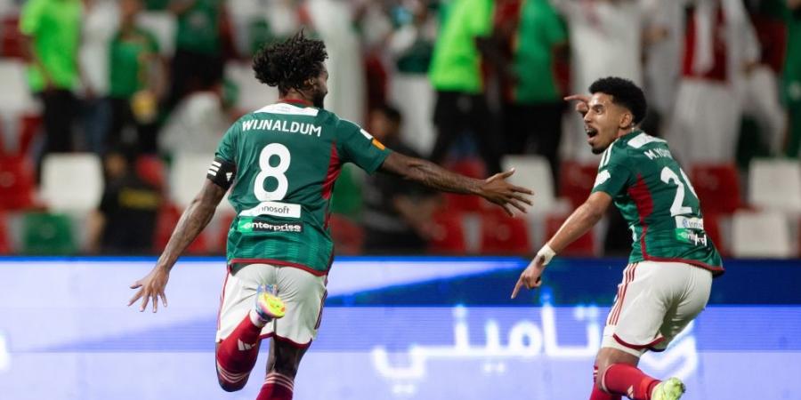 فينالدوم يقود الاتفاق لانتصار بثنائية أمام الخليج في روشن - عرب فايف