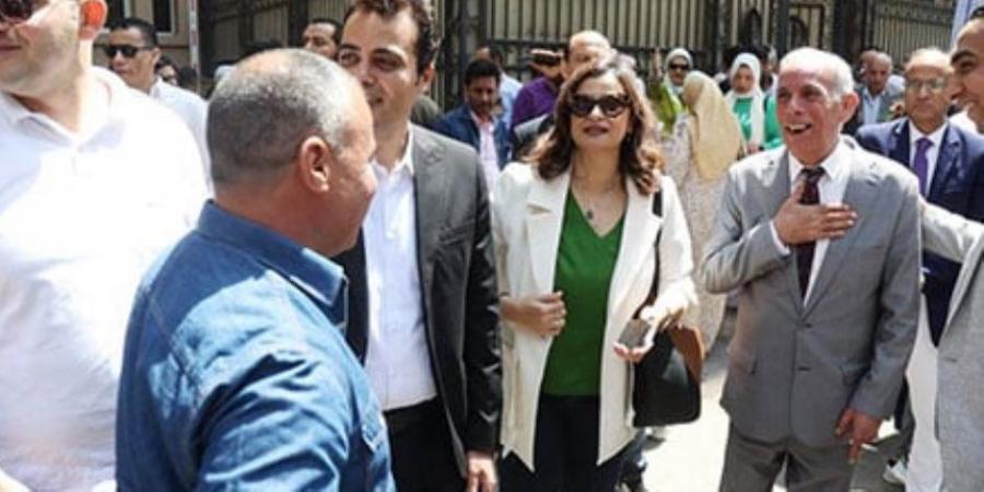 علا الشافعى تسجل فى كشوف الجمعية العمومية لنقابة الصحفيين - عرب فايف