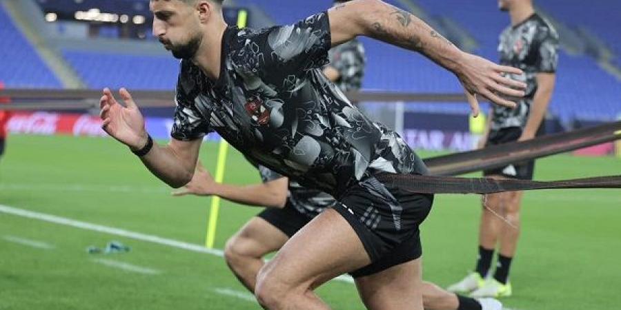 عرض مالي جيد.. والمشاركة في المونديال.. شروط الأهلي بشأن رحيل وسام أبو علي - عرب فايف