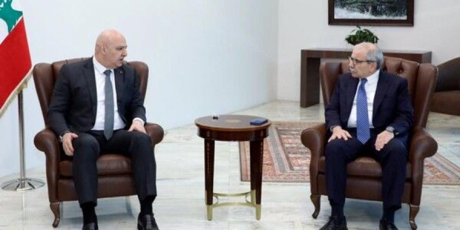 اجتماع للمجلس الأعلى للدفاع في بعبدا برئاسة الرئيس عون - عرب فايف