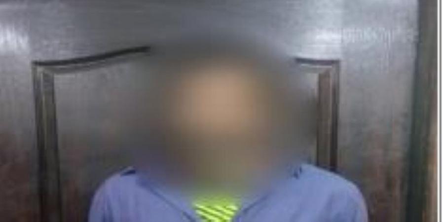ضبط قائد سيارة تابعة لإحدى شركات النقل الذكي لقيامه بالتحرش بإحدى السيدات بالقاهرة - عرب فايف