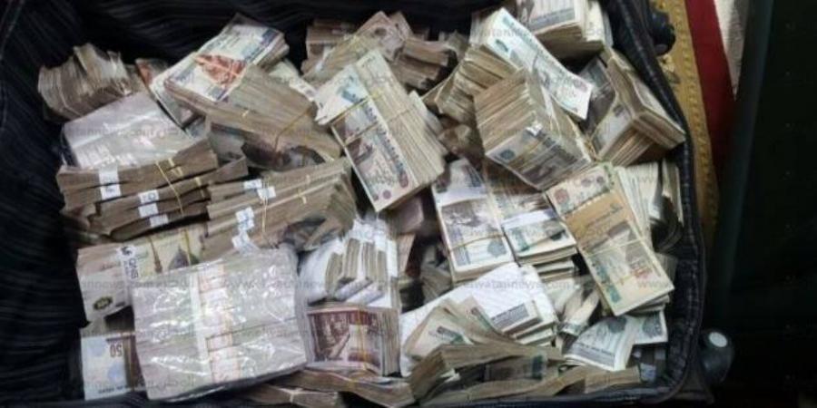 ضبط 8 عناصر إجرامية غسلوا 450 مليون جنيه في تجارة المخدرات - عرب فايف