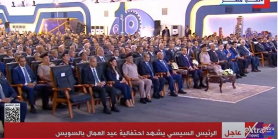 الرئيس السيسى يشهد عبر الفيديو كونفرانس عرضا لعدد من المصانع الجديدة الناجحة - عرب فايف