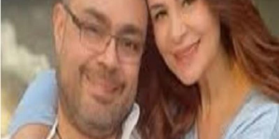 بدء صلاة الجنازة على المنتج وليد مصطفى زوج اللبنانية كارول سماحة - عرب فايف