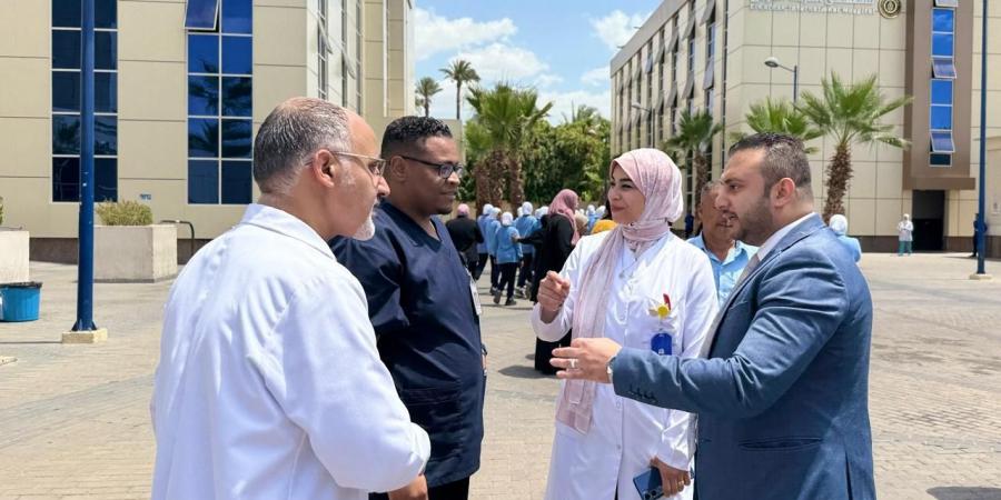 مدير الرعاية الصحية بالأقصر يتفقد أعمال تطوير طوارئ مستشفى الكرنك - عرب فايف