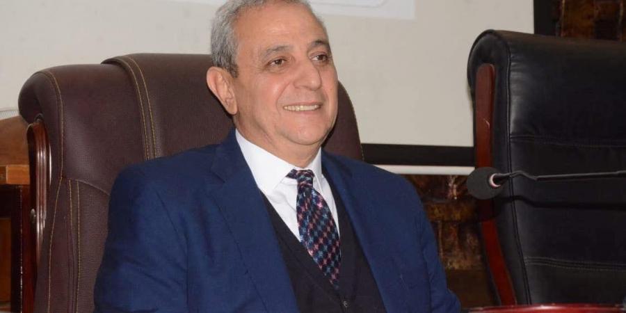محافظ الغربية يتابع أعمال رصف الطبقة الرابطة بشارع المجلس الشعبي - عرب فايف