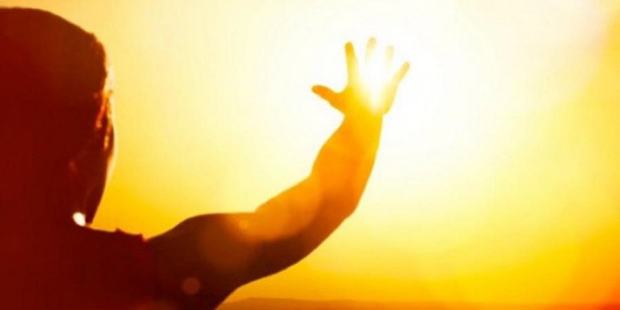 توقعات الأرصاد لحالة الطقس.. العظمى تصل إلى 37 درجة بالقاهرة - عرب فايف