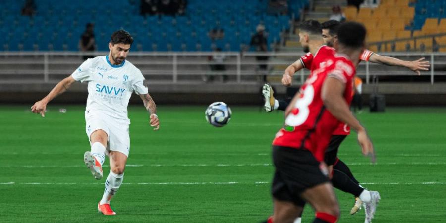 في الظهور الأول لـ الشلهوب.. الهلال يفوز على الرائد بخماسية - عرب فايف
