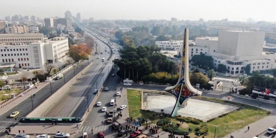 موافقة أميركية على تمويل قطري للرواتب في سوريا - عرب فايف