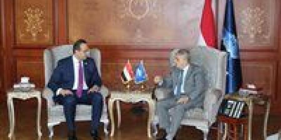 رئيس هيئة الرعاية الصحية يبحث مع رئيس هيئة قناة السويس التكامل وربط الخدمات الطبية المقدمة للعاملين بالقناة - عرب فايف