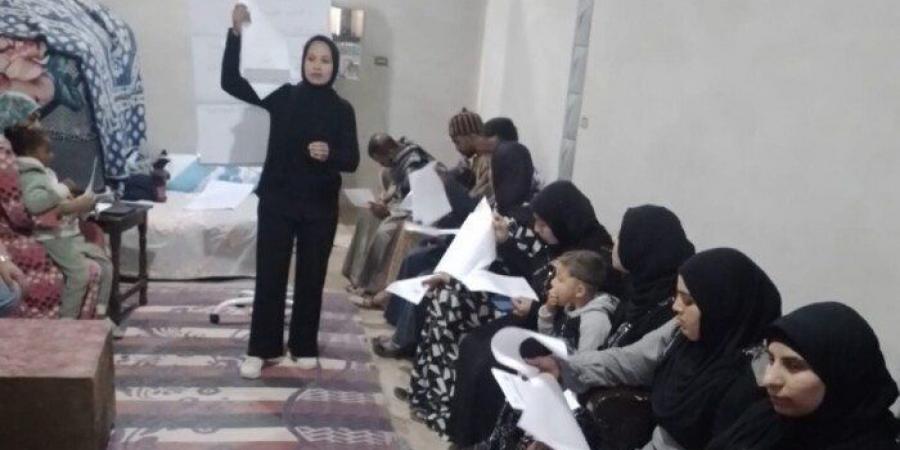 ورش عمل مبادرة "حلها في تدويرها" تواصل فعالياتها فى أسيوط - عرب فايف