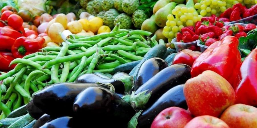 أسعار الخضار والفاكهة اليوم الجمعة 9 مايو في سوق العبور - عرب فايف