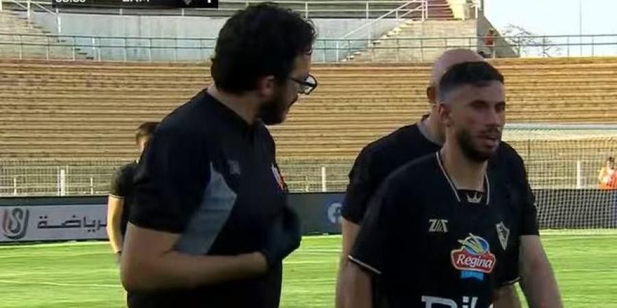 الدوري المصري الممتاز: ناصر ماهر يغادر مباراة الزمالك وسيراميكا كليوباترا بسبب الإصابة ومشاركة حسام أشرف في الدقيقة 41 - عرب فايف