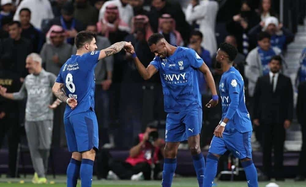 طريقة متابعة مباراة الهلال ضد الشباب مباشرة في دوري روشن السعودي بث حي ومباشر