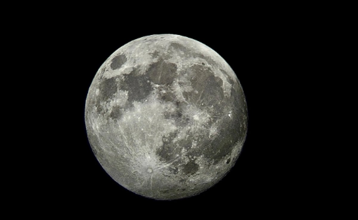 9 ظواهر فلكية تضيء سماء محمية الإمام تركي بن عبدالله الملكية هذا الشهر