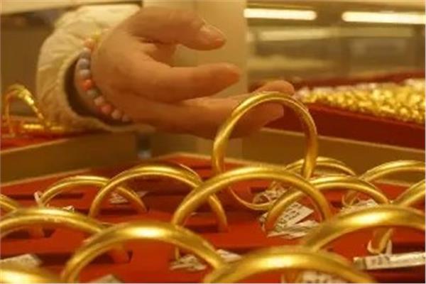 أسعار الذهب ترتفع عالميًا مع انطلاق تداولات الخميس 5 مارس