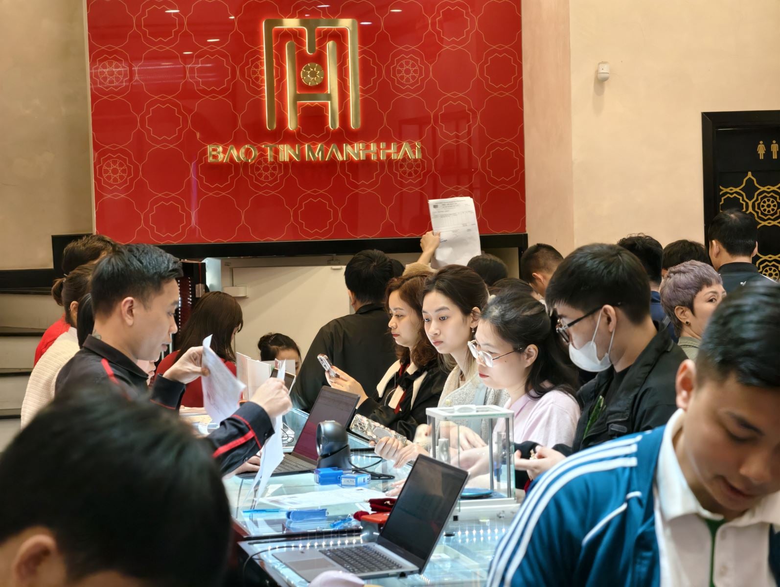 أسعار الذهب في شركة SJC تسجل أعلى مستوى أسبوعي لها وتستقر عند مستويات مرتفعة