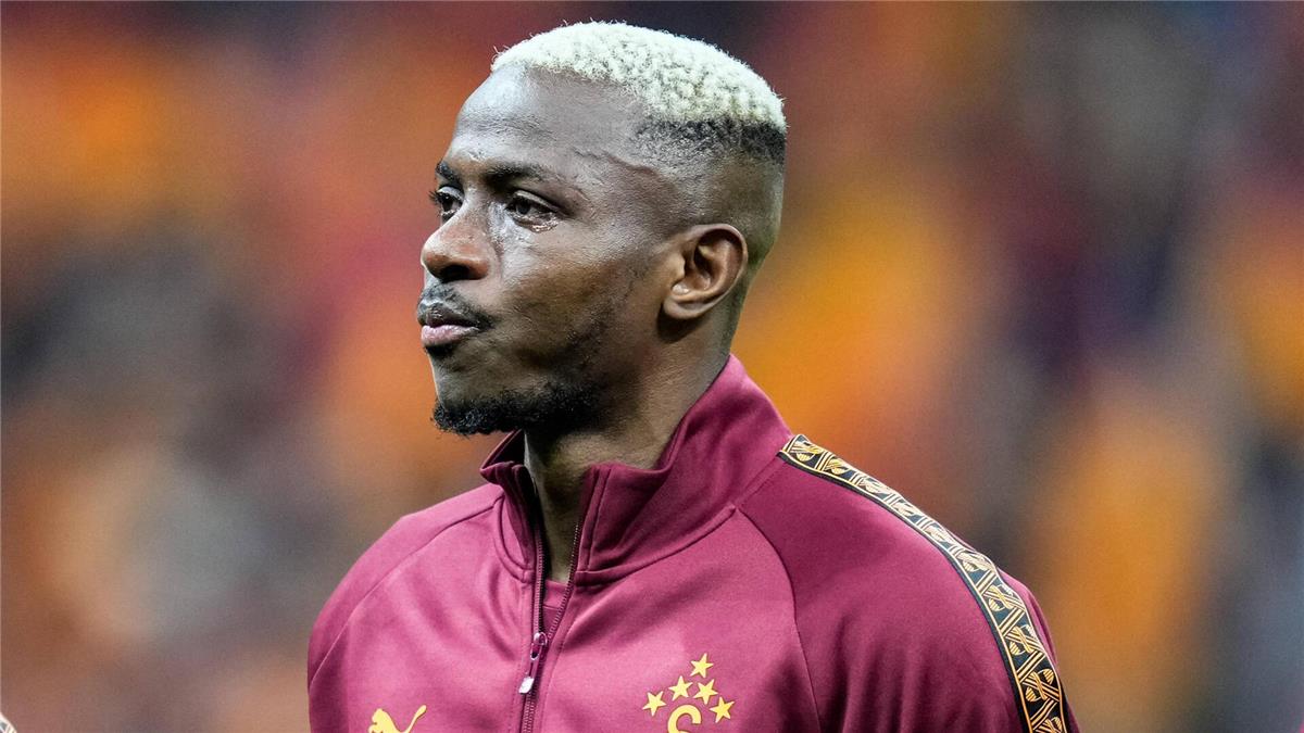 أوسيمين يوجه تحذيرًا لليفربول قبل موقعة آنفيلد في دوري أبطال أوروبا ويؤكد قدرتهم على تحقيق الفوز مجددًا