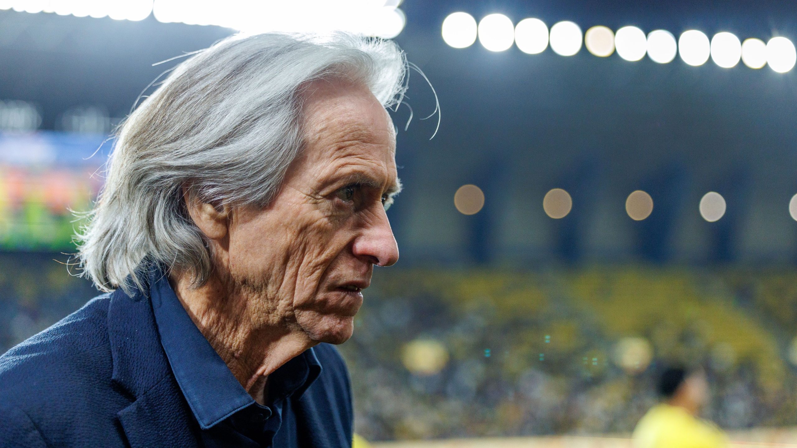 اتهام لجنة الانضباط بتجاهل واقعة نجم الهلال يتجاوز تصريح جورج جيسوس ويثير جدلاً واسعاً