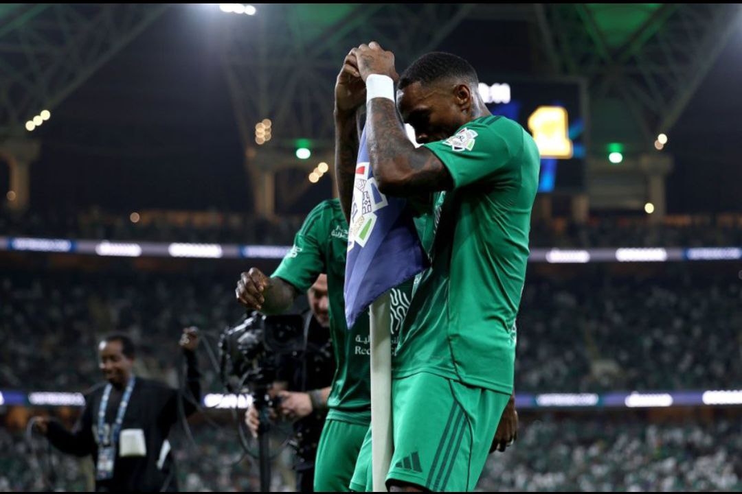 احتدام ديربي جدة خارج الملعب وتصعيد الاتحاد ضد احتفالات نجم الأهلي