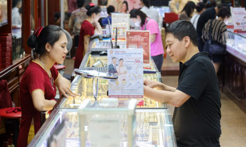 ارتفاع أسعار الذهب رغم خسائر المشترين تعرف على نصيحة الخبراء للتعامل مع السوق