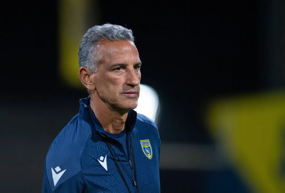 الدرعية يختبر قوة شاموسكا في مواجهة حاسمة والهلال ينتظر قرار مصيري لمستقبله