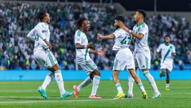 الصراع يتصاعد وصالح أبو الشامات يعلن وجهته المستقبلية في حال مغادرته الأهلي ويرد على سؤال هام بشأن سالم الدوسري