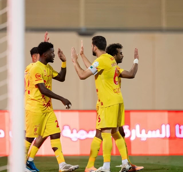 القادسية يفوز على الخلود 4-1 ويقوي موقعه في المركز الرابع بدوري روشن