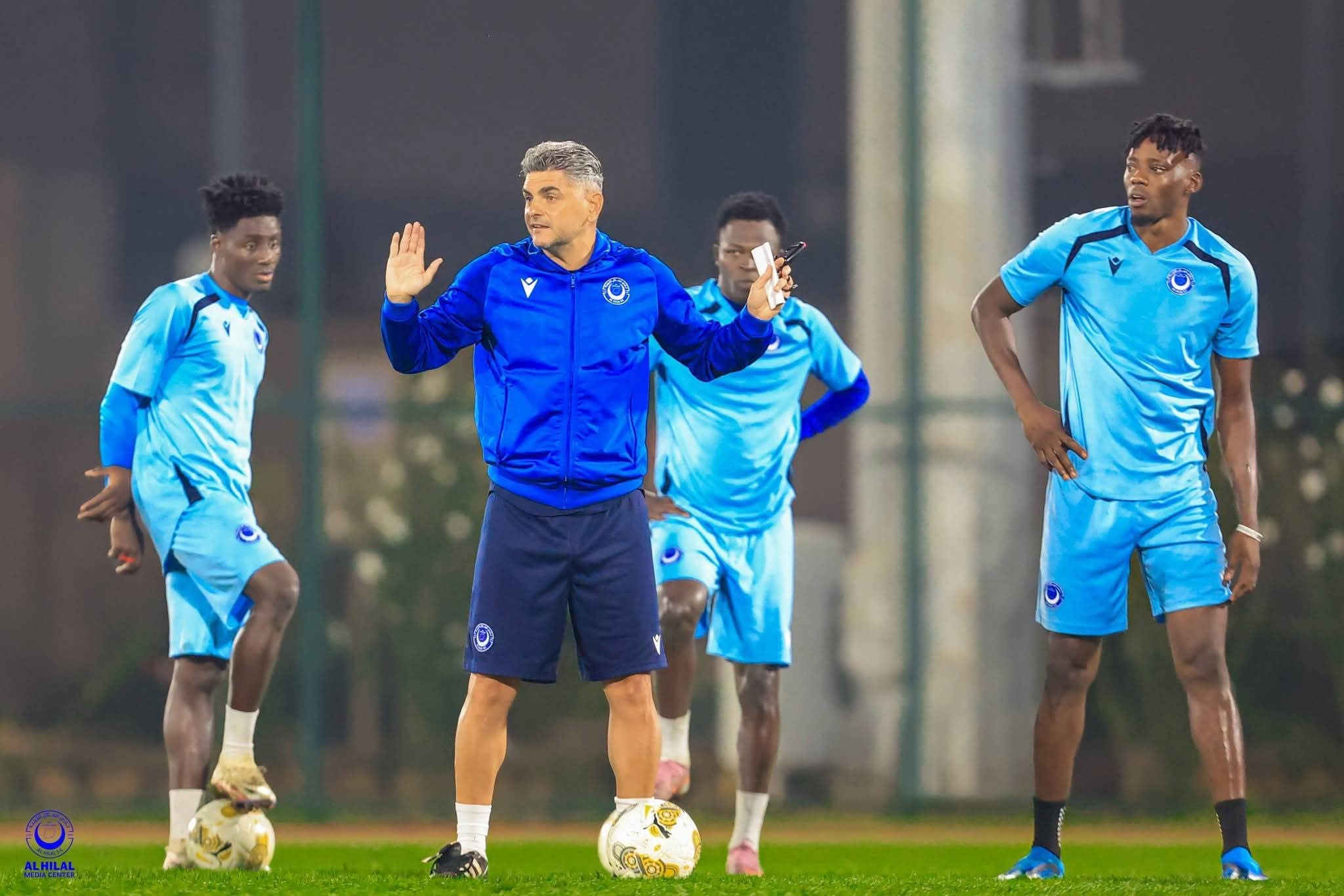 الهلال السوداني يعرب عن تقديره للرجاء الرياضي لحسن الاستقبال وتيسير الملاعب مجانًا